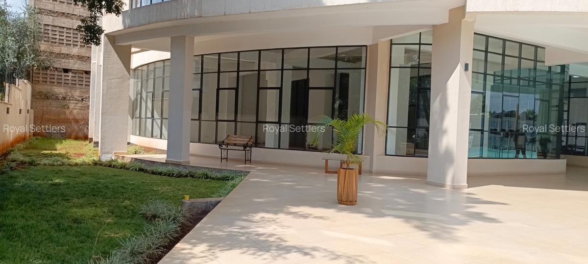 4 Bed Apartment with En Suite at Lantana Road - 3