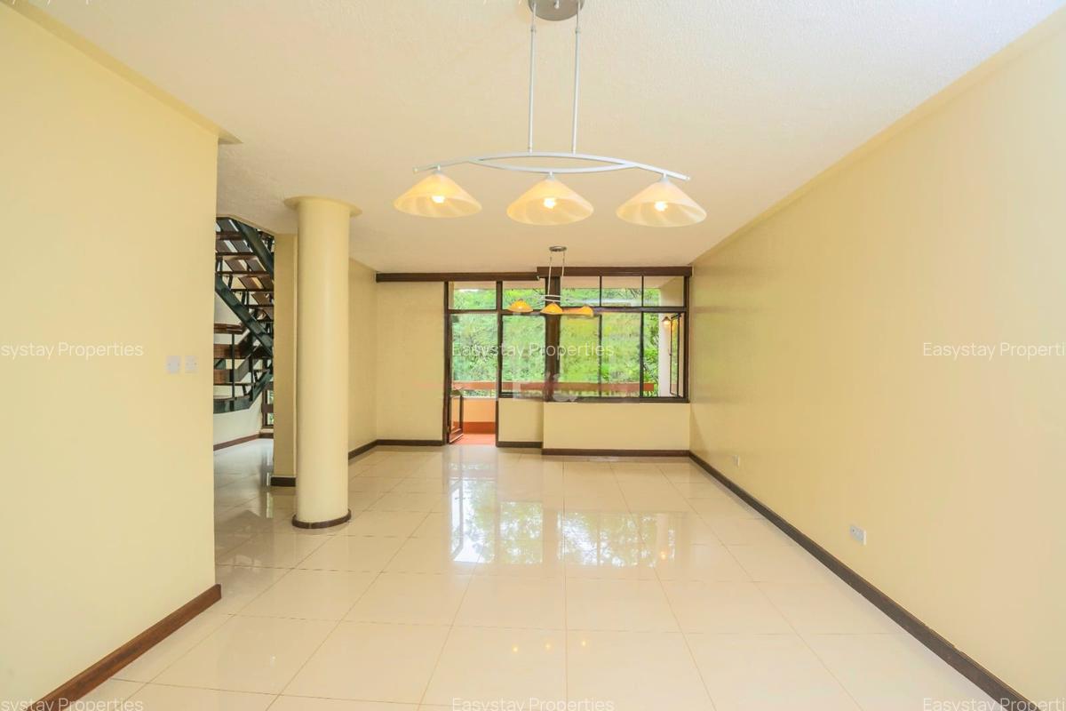 4 Bed Apartment with En Suite in Riverside - 2
