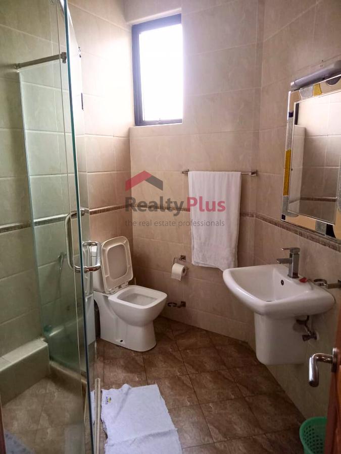 Serviced 2 Bed Apartment with En Suite in Kilimani - 9