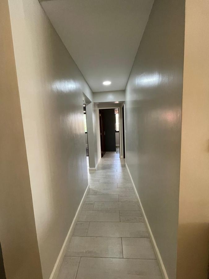 4 Bed Apartment with En Suite in Kilimani - 3