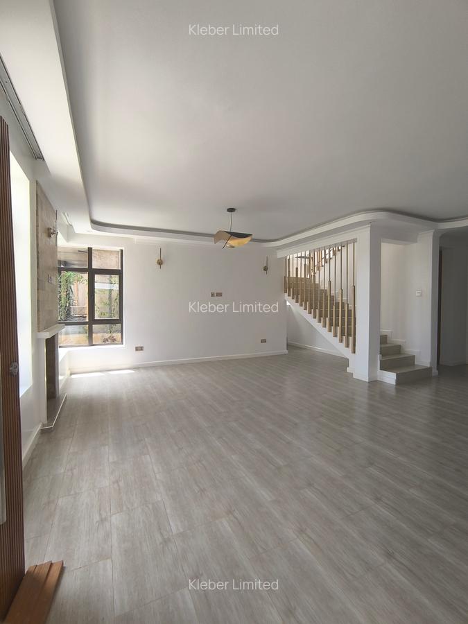 4 Bed Villa with En Suite in Kitengela - 2