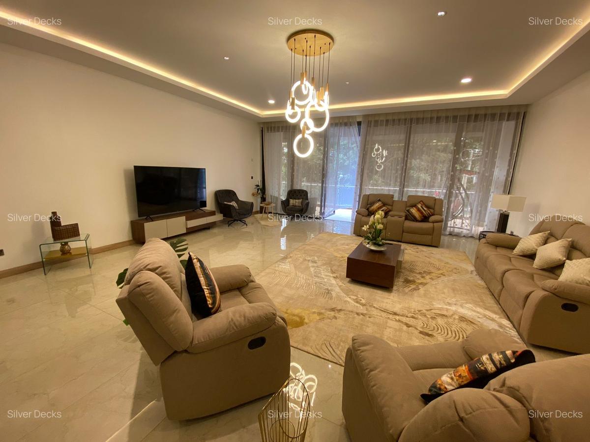 8 Bed Apartment with En Suite in Spring Valley - 6