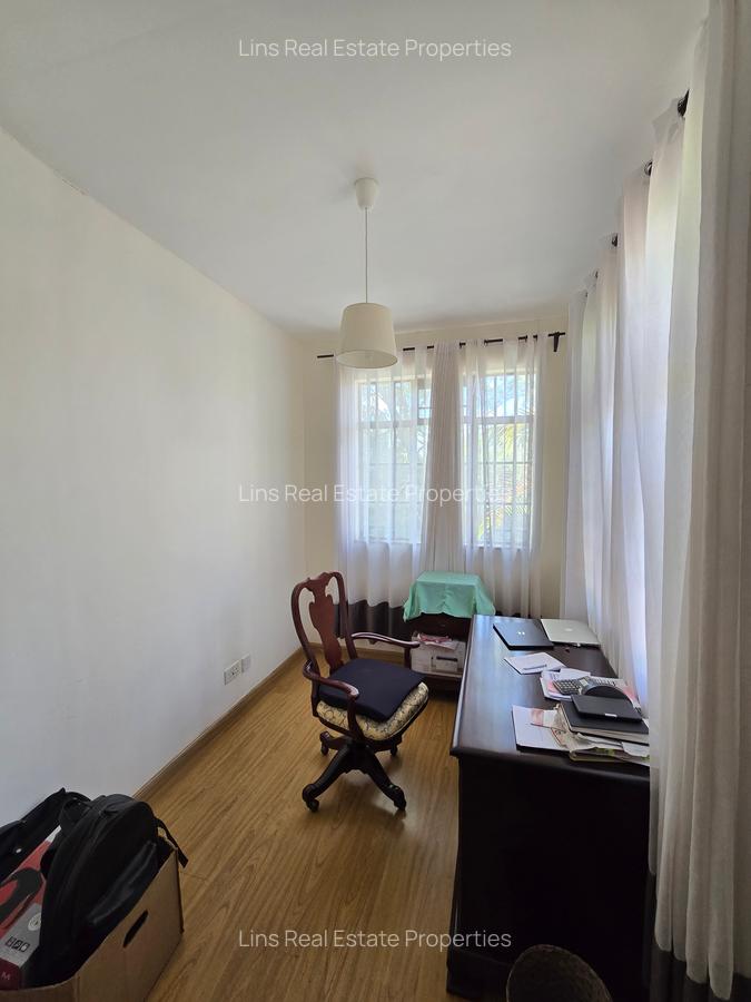 4 Bed Townhouse with En Suite in Runda - 12