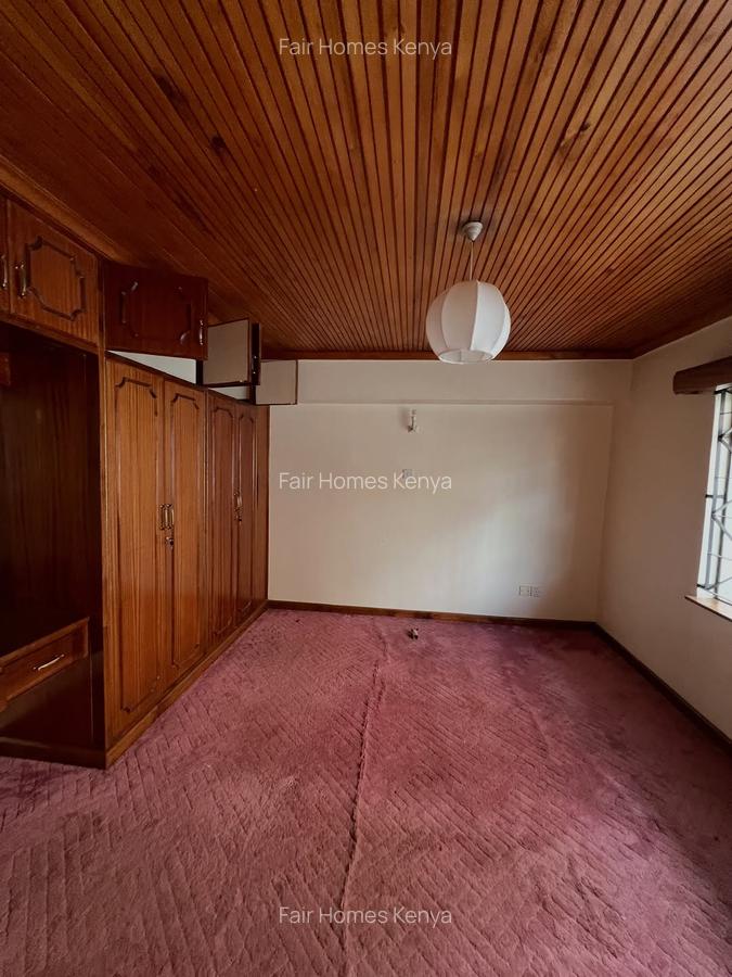 4 Bed Townhouse with En Suite at Mbaazi Avenue - 12
