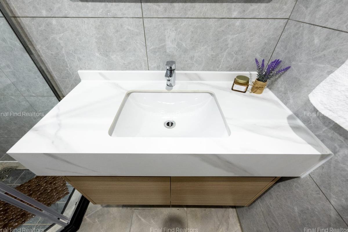 Serviced 2 Bed Apartment with En Suite in Riverside - 9