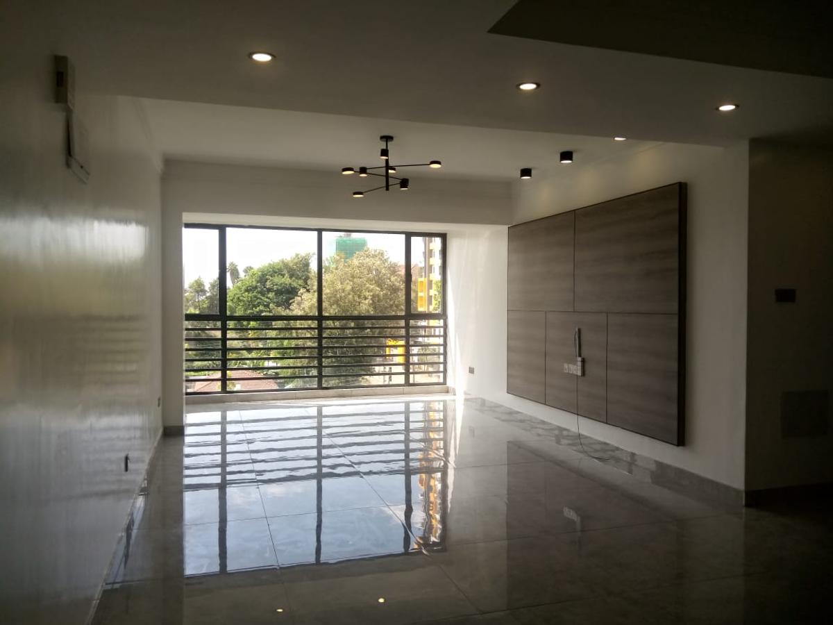 3 bed apartment with en suite in kilimani