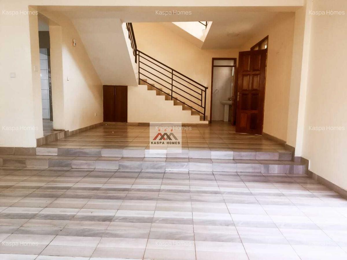 5 Bed Townhouse with En Suite in Westlands Area - 14