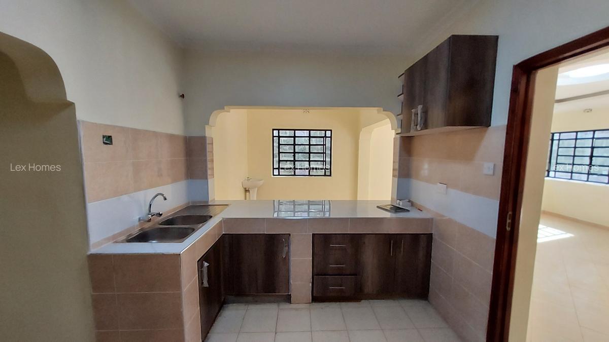 3 Bed House with En Suite at Rimpa - 8