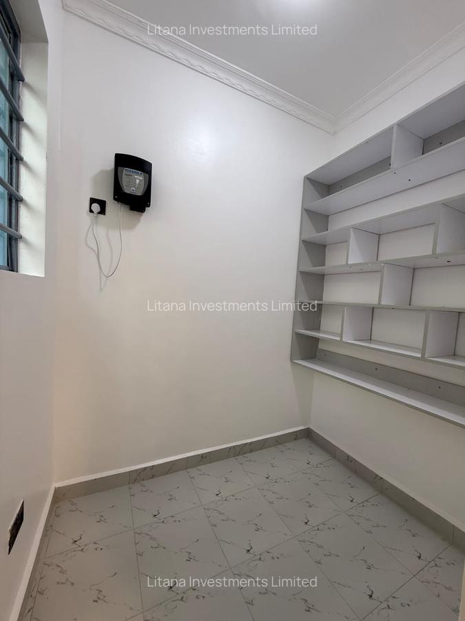 4 Bed House with En Suite in Ruiru - 9