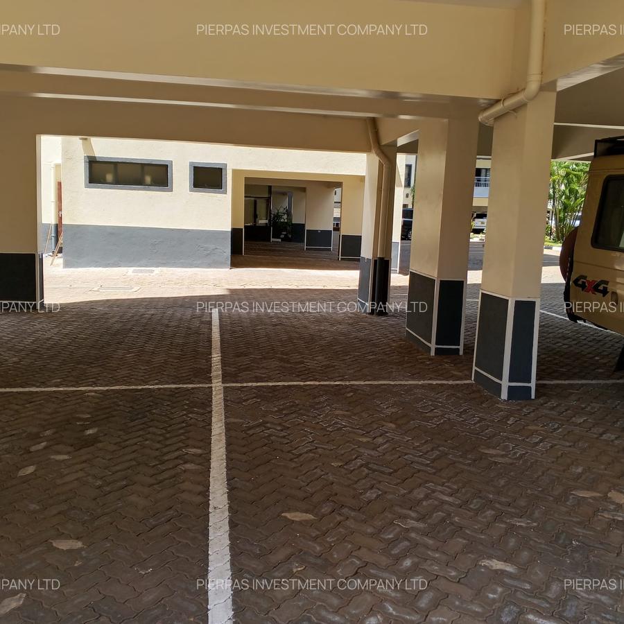 Serviced 3 Bed Apartment with En Suite in Westlands Area - 5