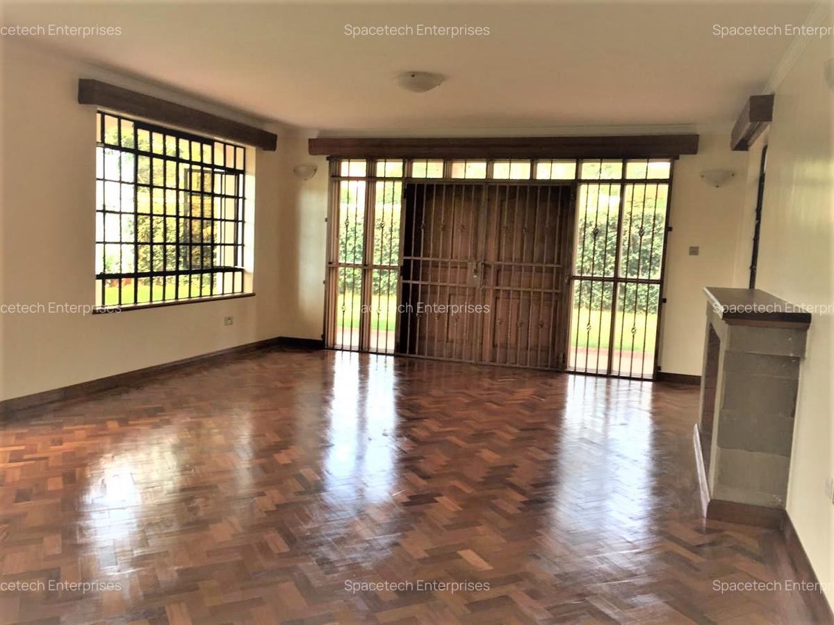 5 Bed House with En Suite in Runda - 5