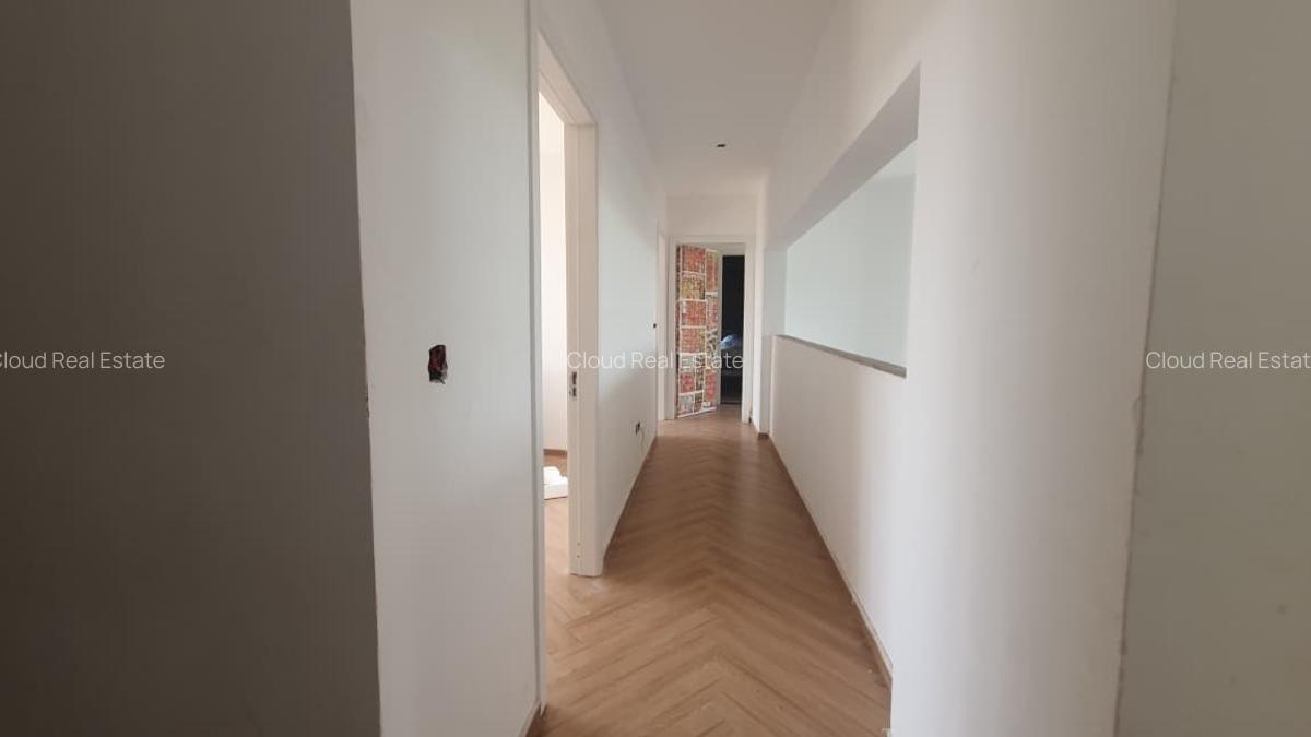 4 Bed Villa with En Suite in Runda - 5