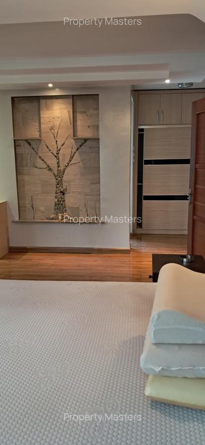 3 Bed Apartment with En Suite at Rose Avenue - 12