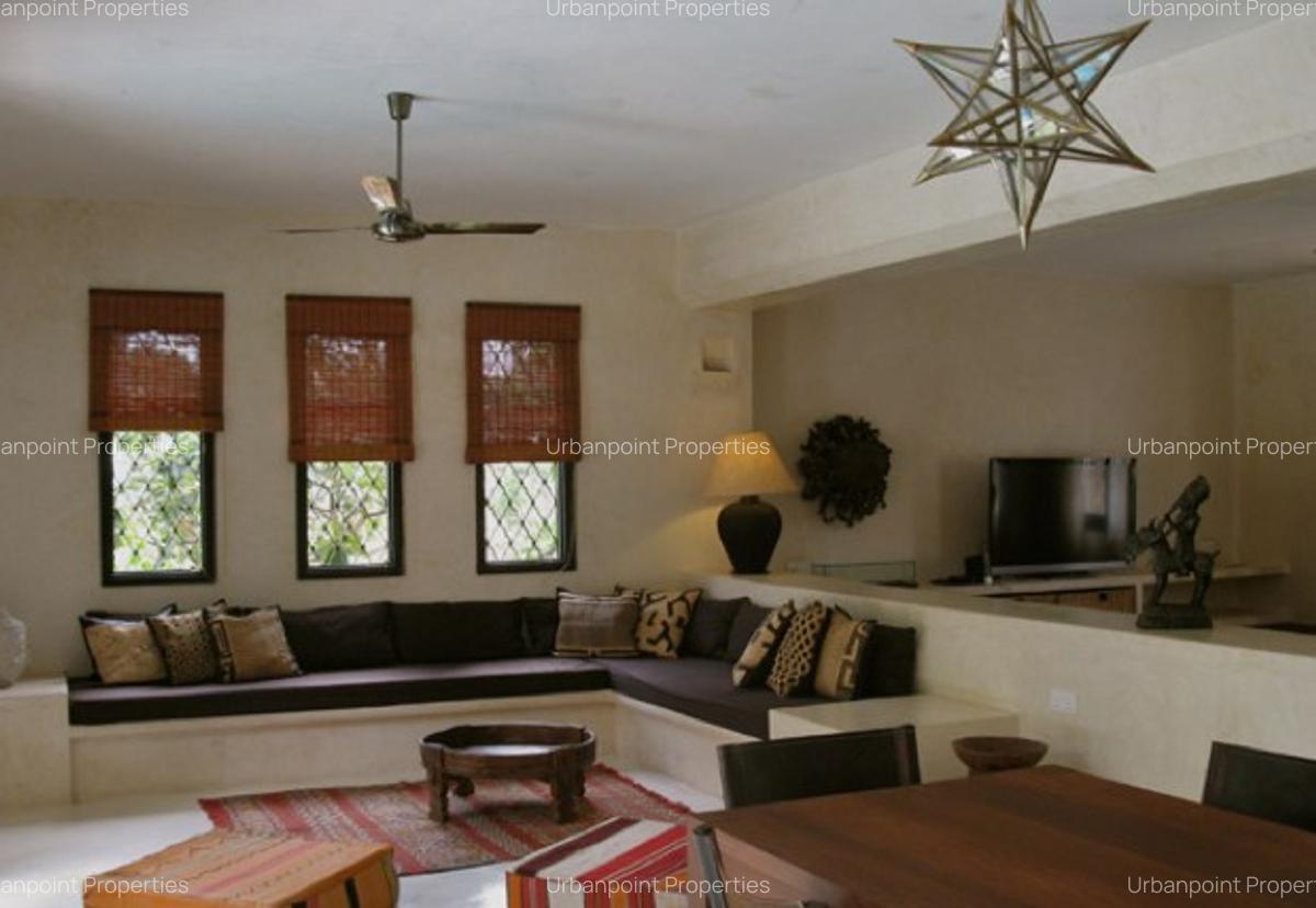 4 Bed House with En Suite in Watamu - 10