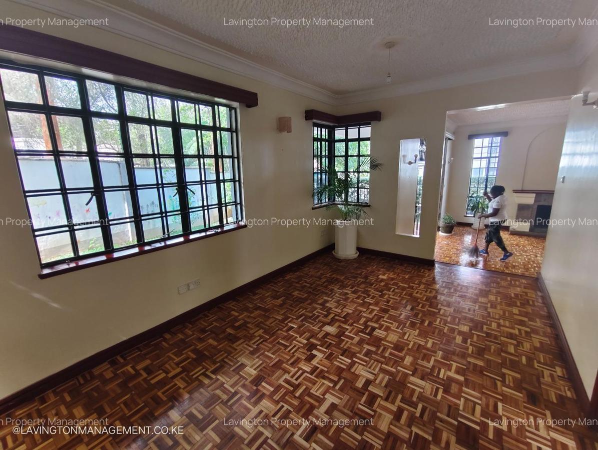 4 Bed Townhouse with En Suite at Lavington Green - 6