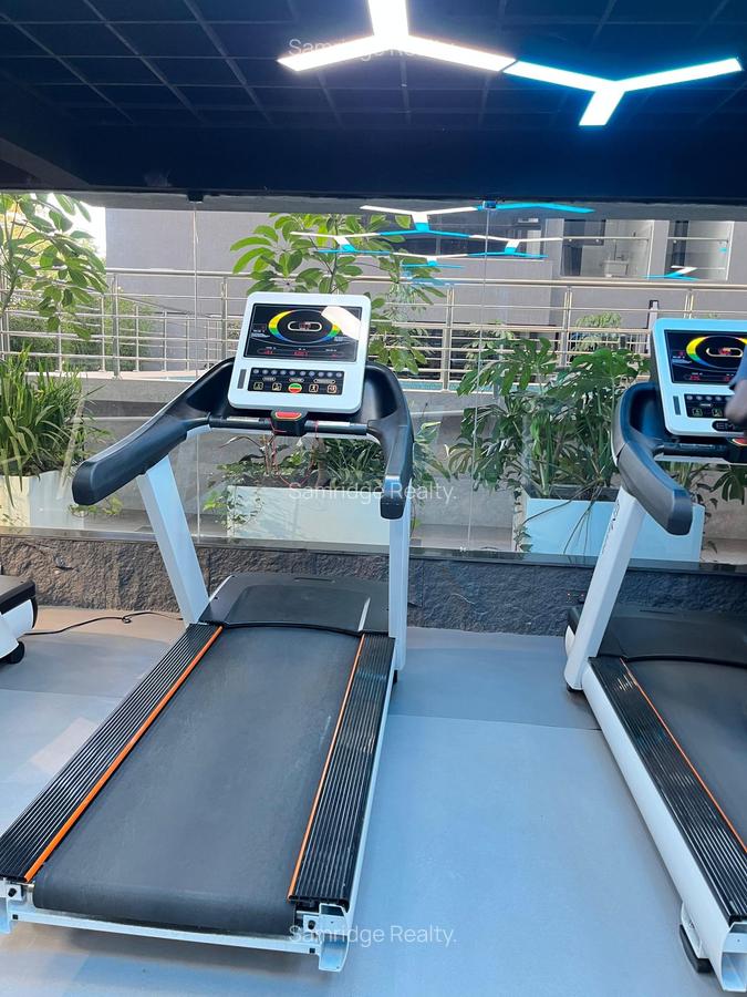 Serviced 1 Bed Apartment with En Suite in Valley Arcade - 6