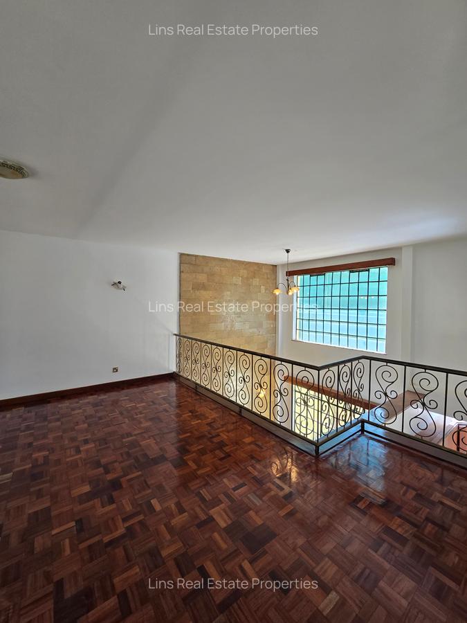 4 Bed Townhouse with En Suite in Kileleshwa - 4