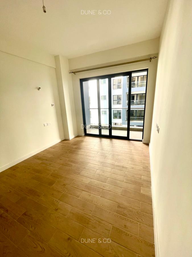 1 Bed Apartment with En Suite in Lavington - 7