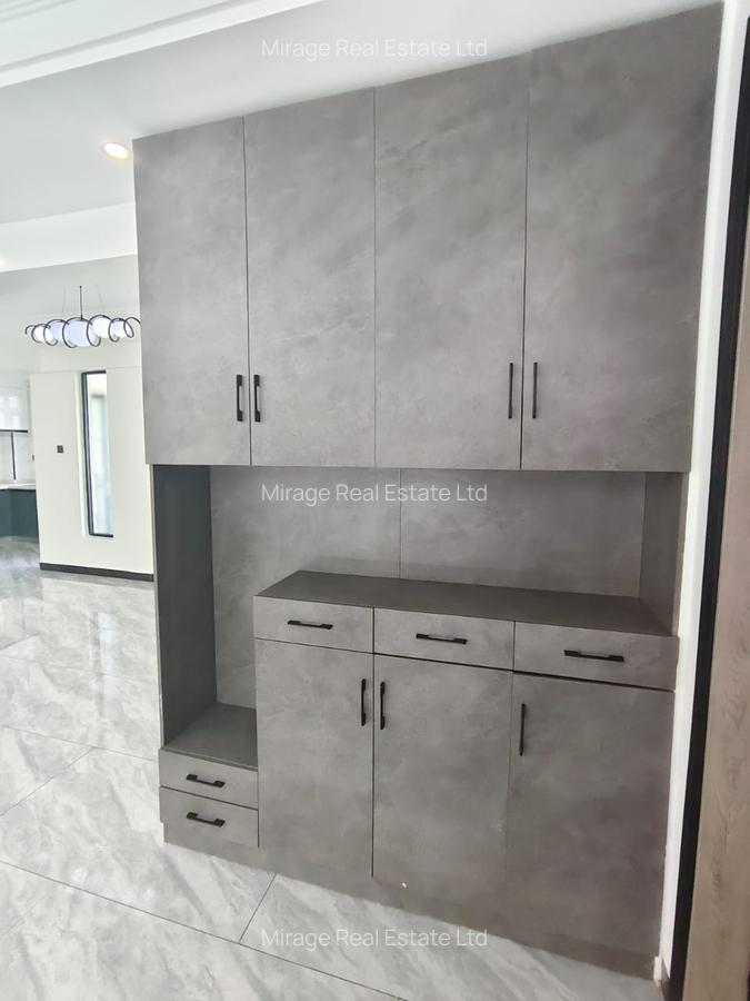 4 Bed Apartment with En Suite in Kileleshwa - 5