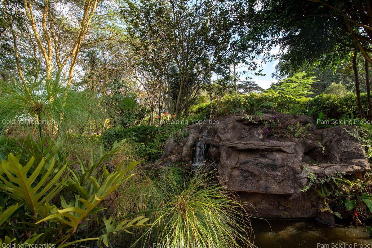 5 Bed House with En Suite in Karen - 13