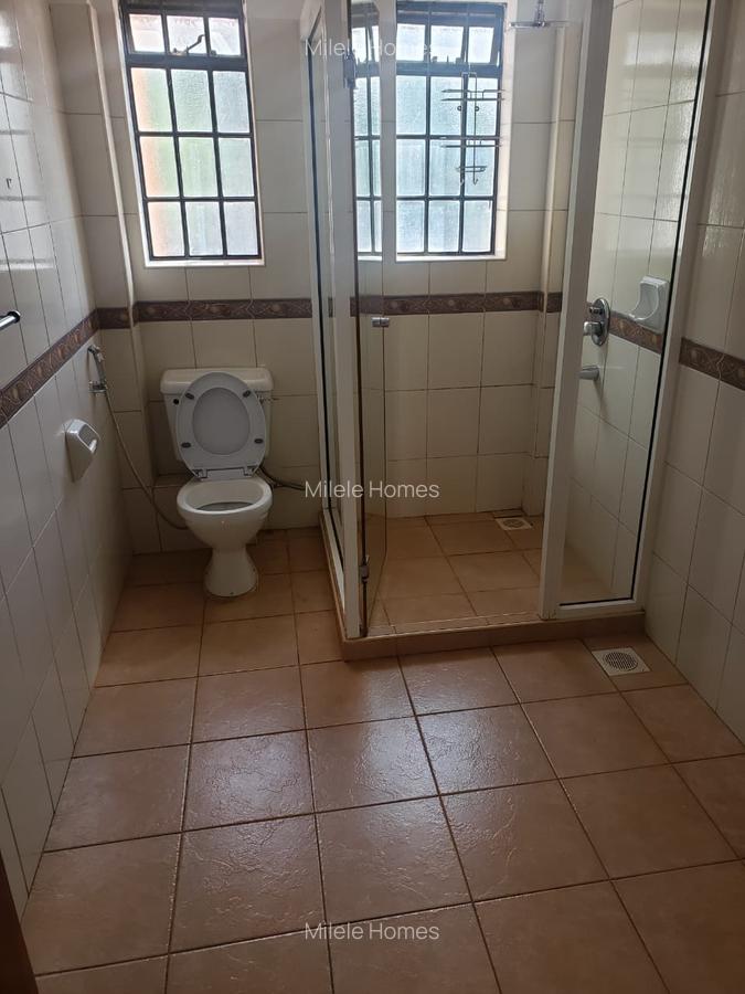 Serviced 3 Bed Apartment with En Suite in Spring Valley - 14