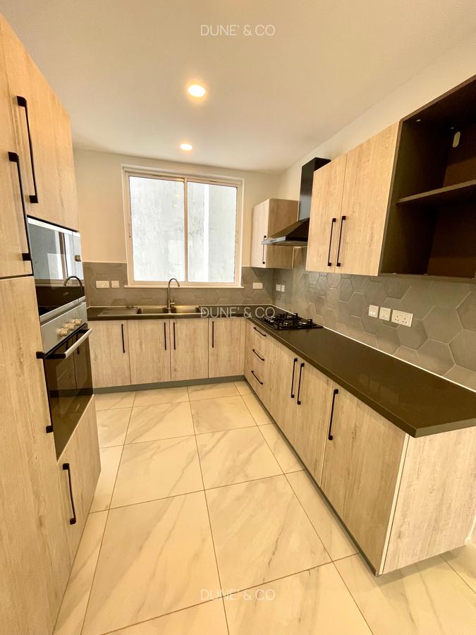 2 Bed Apartment with En Suite in Westlands Area - 5