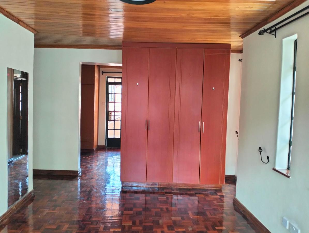 5 Bed Townhouse in Lavington - 19