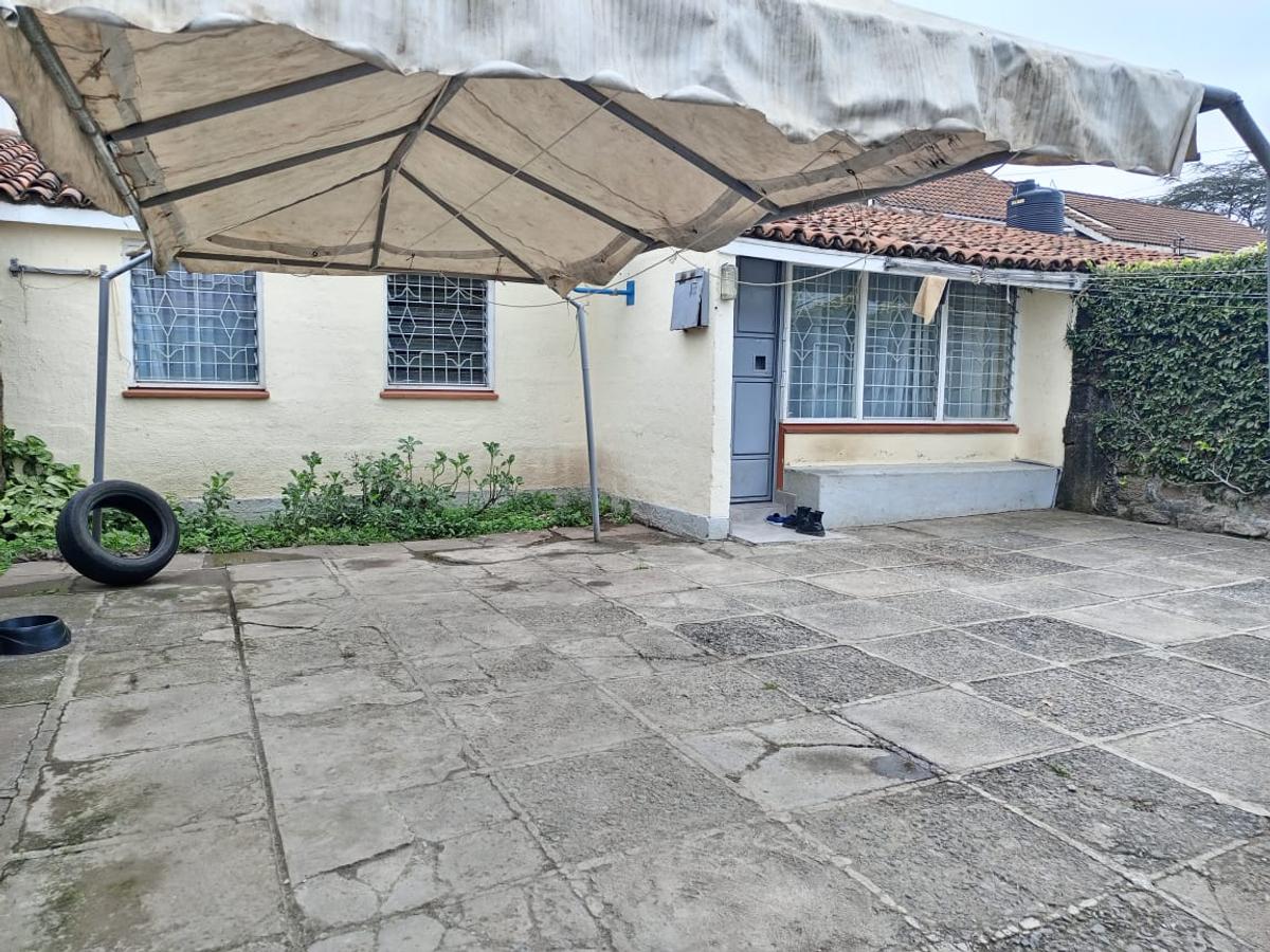 3 Bed House with Garden in Buruburu - 3