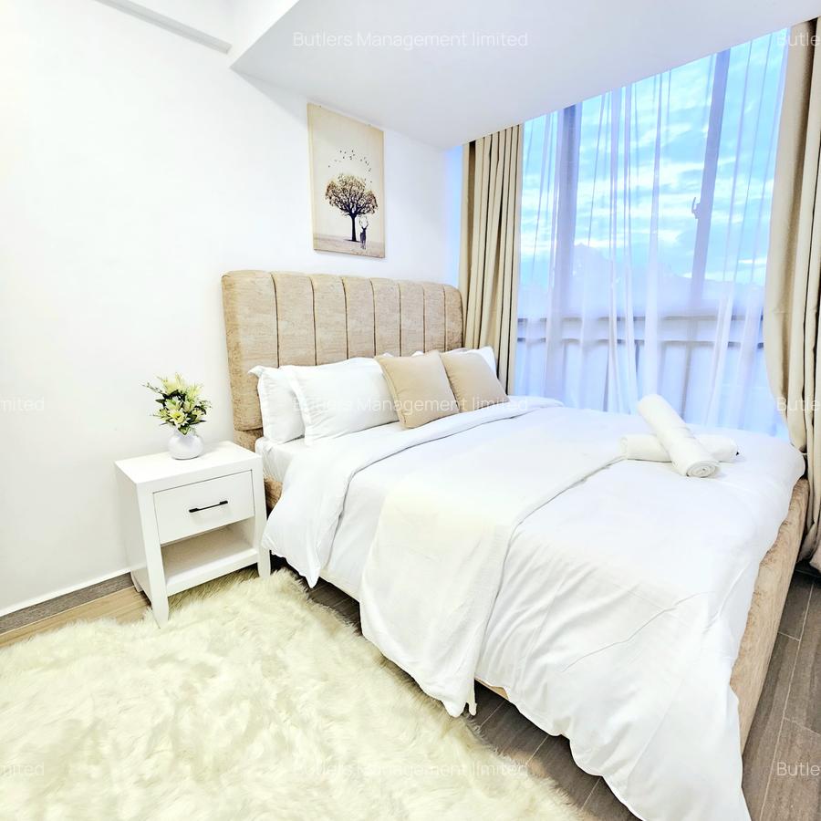 Serviced 1 Bed Apartment with En Suite in Riverside - 12