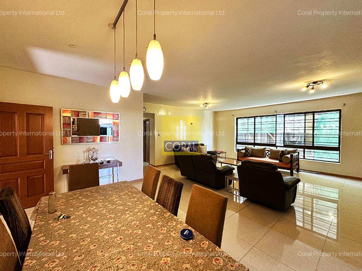 4 Bed Apartment with En Suite in Parklands - 3