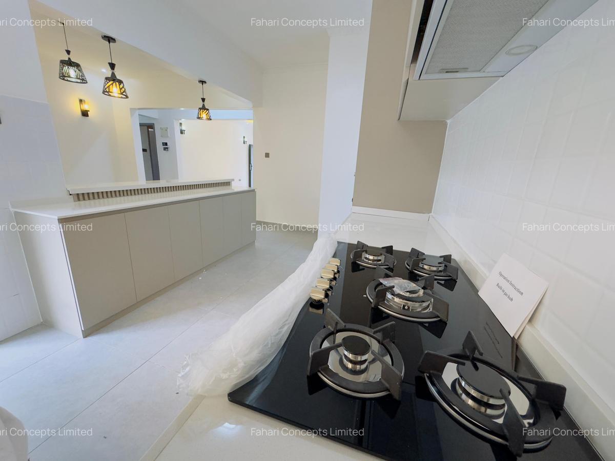 3 Bed House with En Suite at Acacia - 7