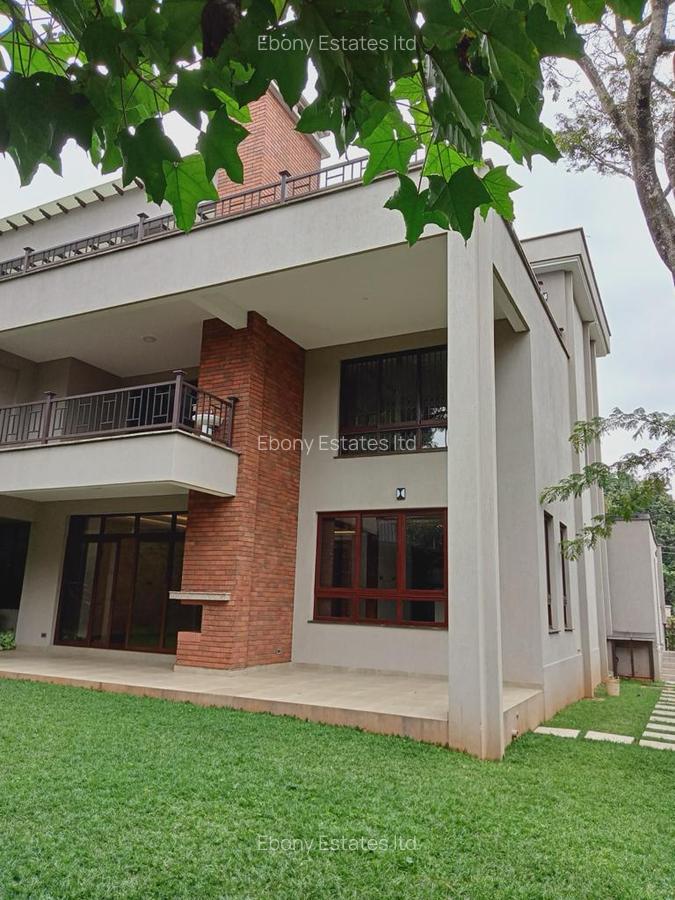 5 Bed Townhouse with En Suite in Lavington - 13