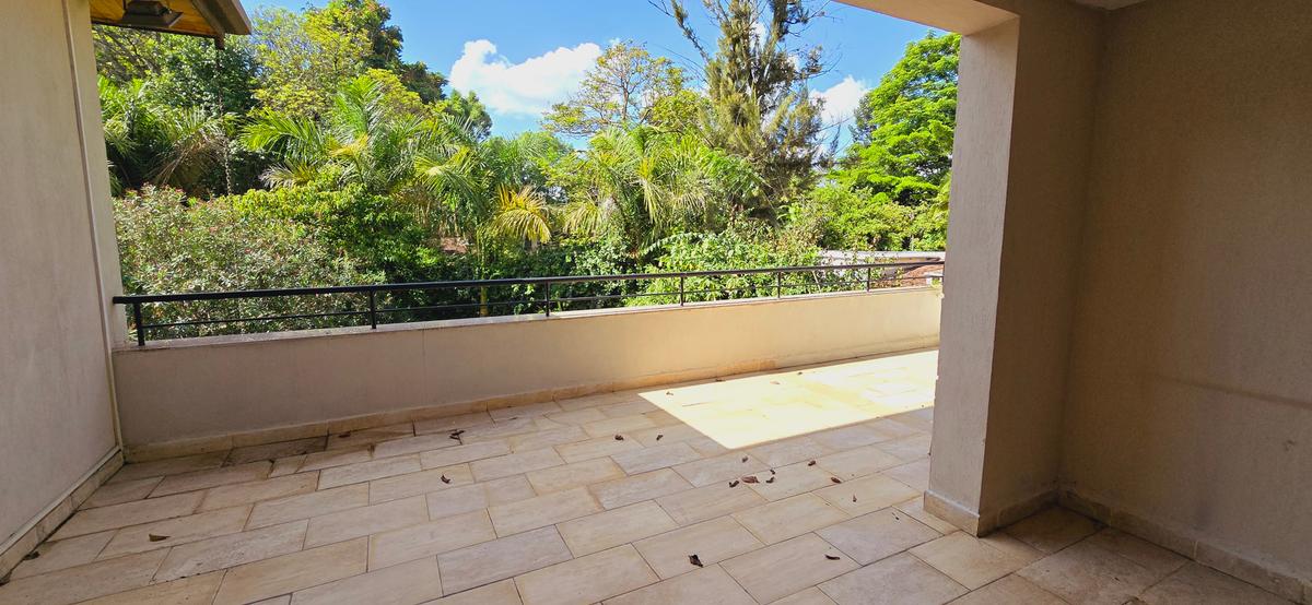 5 Bed Townhouse with En Suite at Mzima Springs - 17