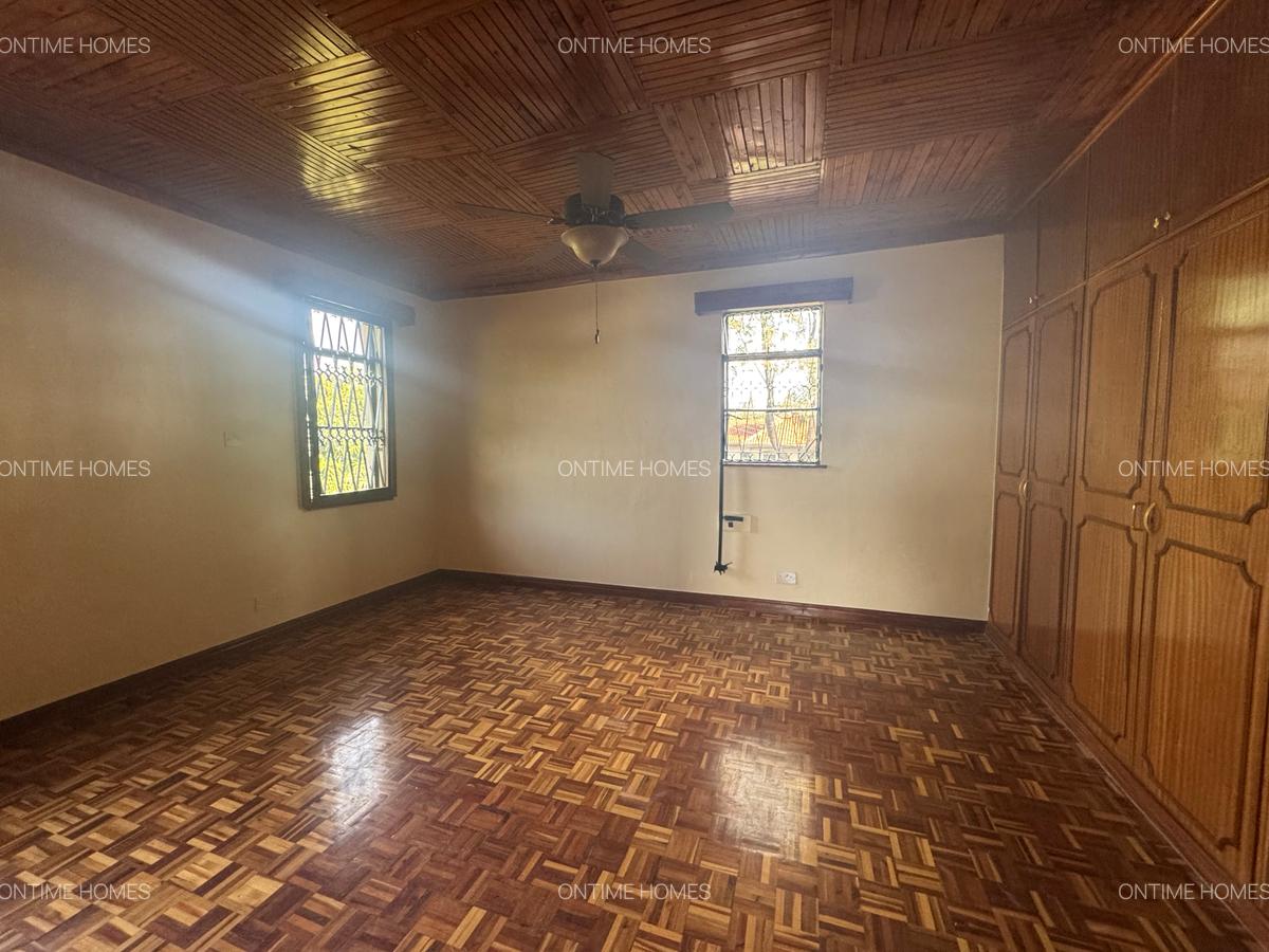 5 Bed House with En Suite at Runda - 16