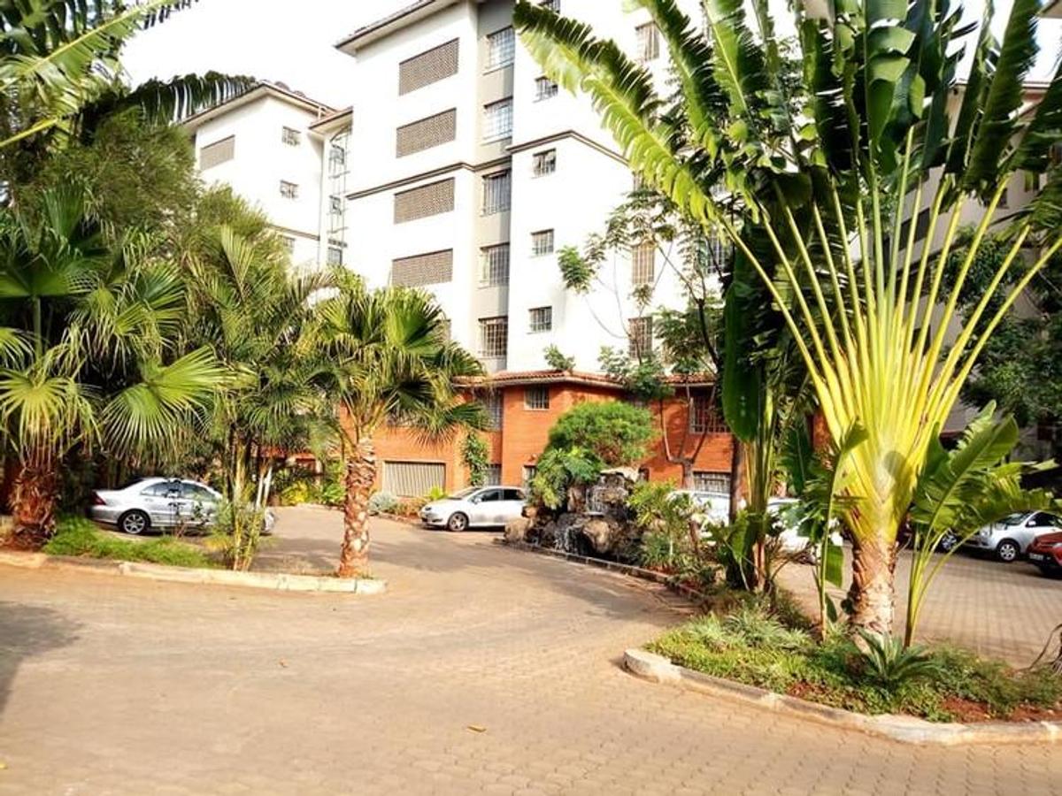 3 Bed Apartment with En Suite at Rhapta Rd - 2