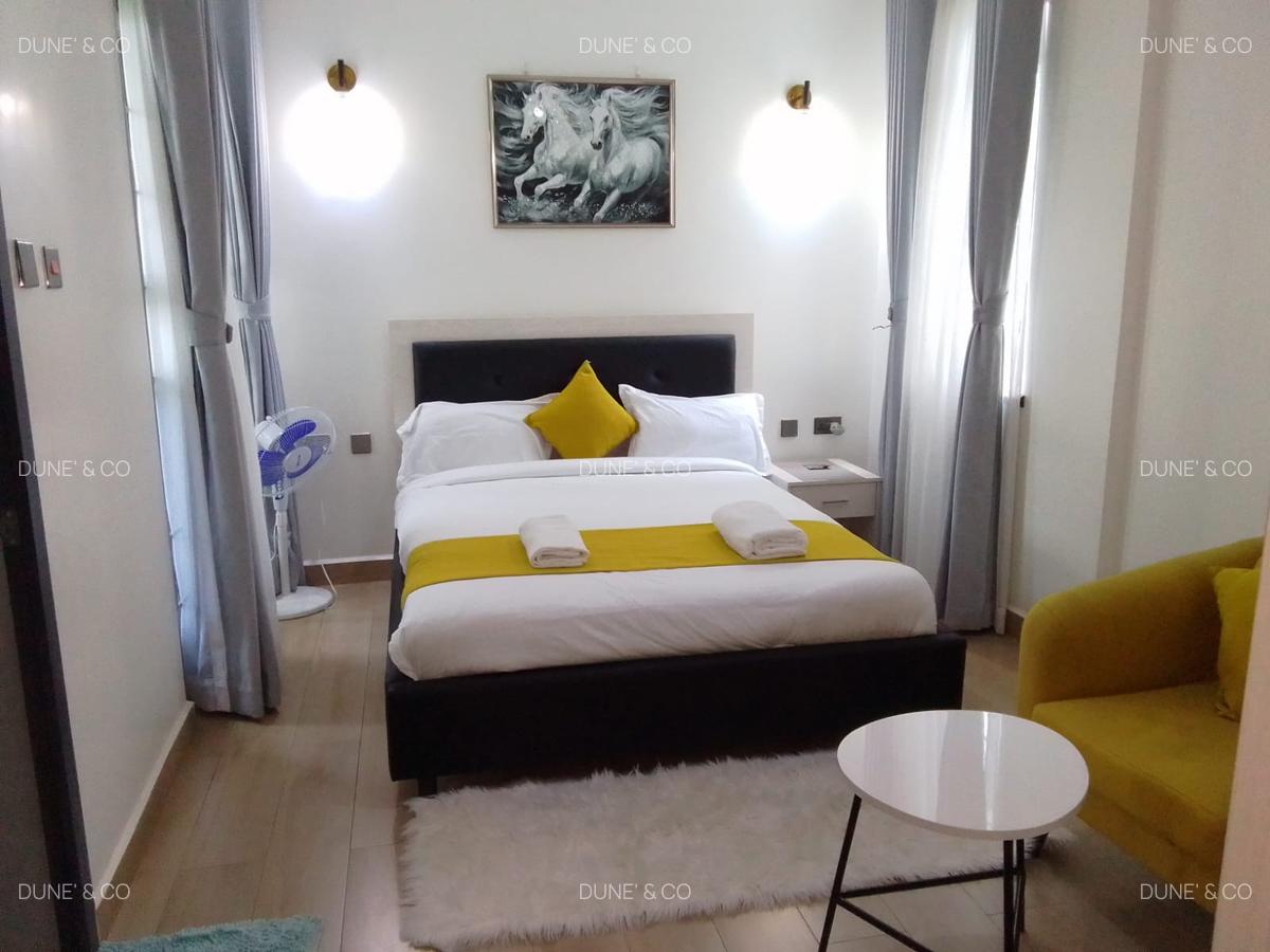 Serviced 2 Bed Apartment with En Suite in Westlands Area - 7