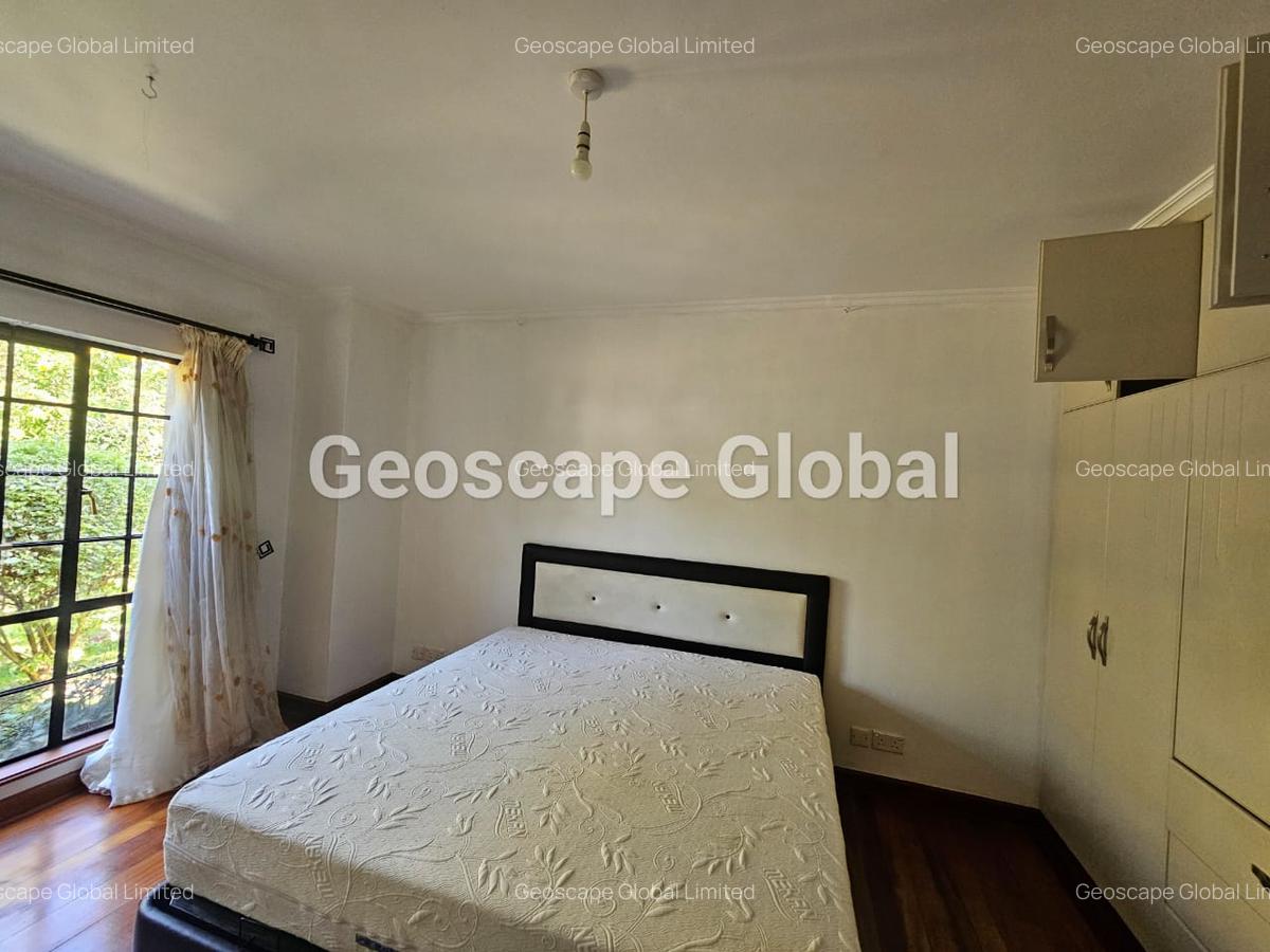 5 Bed House with En Suite in Runda - 3