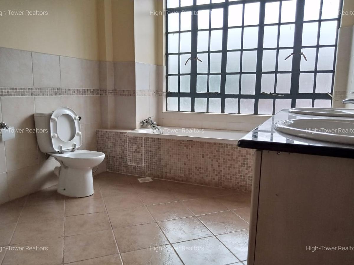 4 Bed House with En Suite in Karen - 12