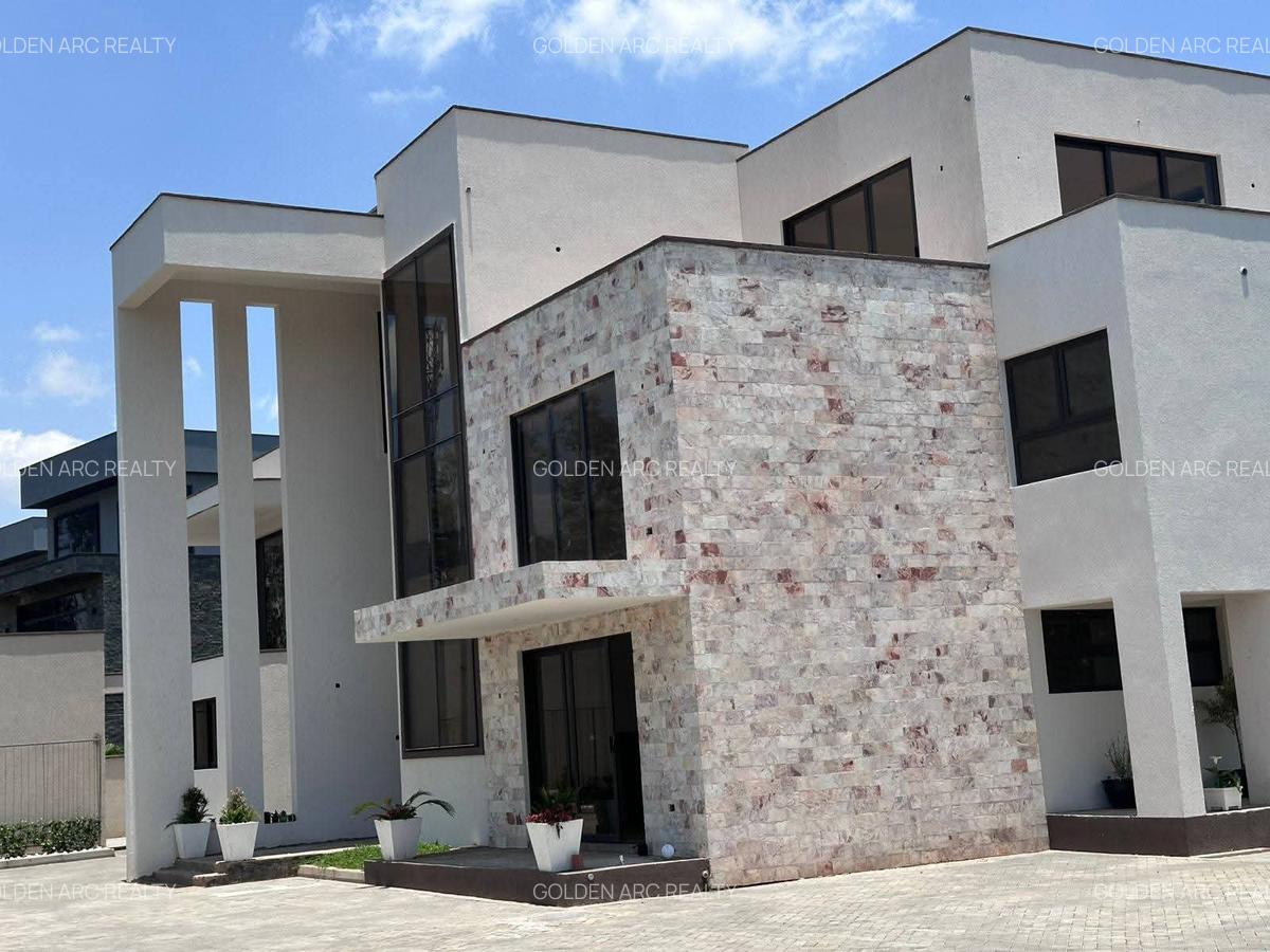 6 Bed Townhouse with En Suite in Karen - 10