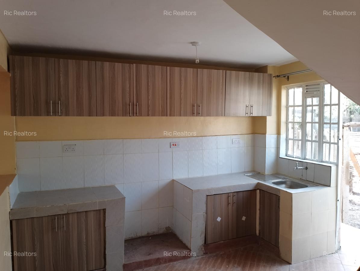 2 Bed House with Garden at Fairacres - 5