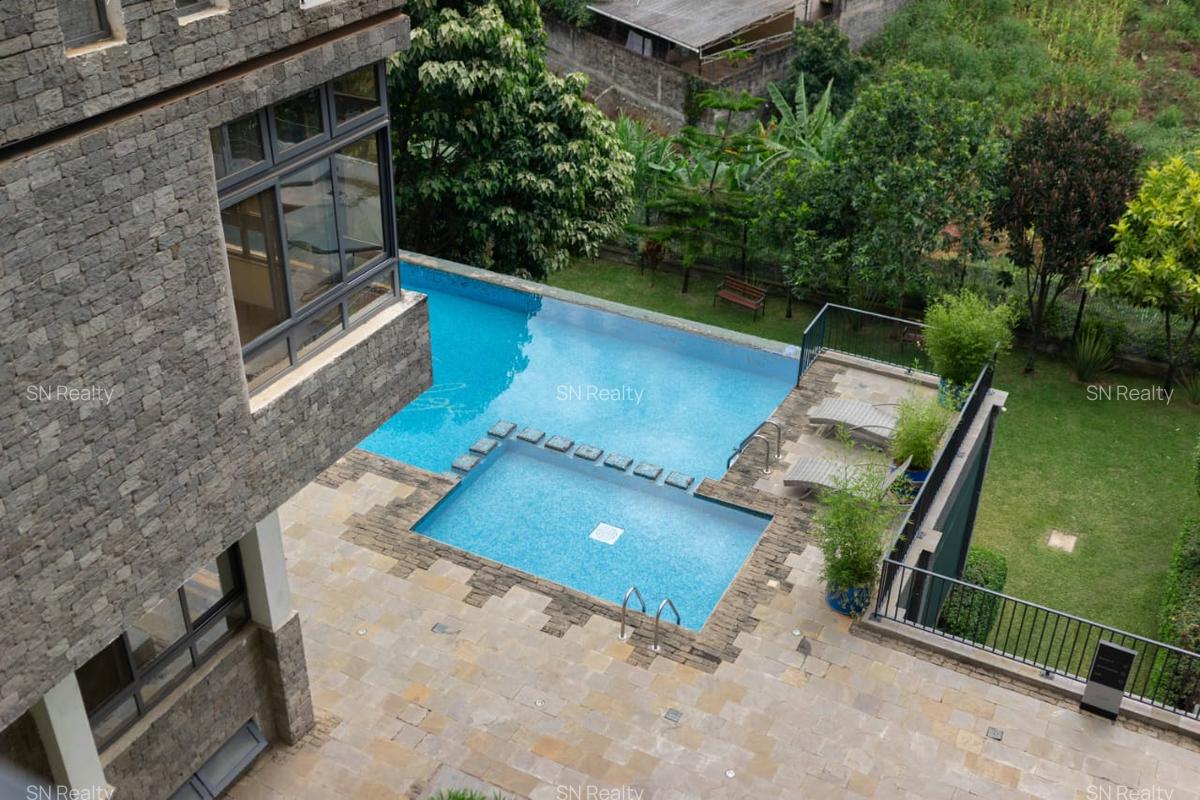 Furnished 4 Bed Apartment with En Suite in Spring Valley - 18