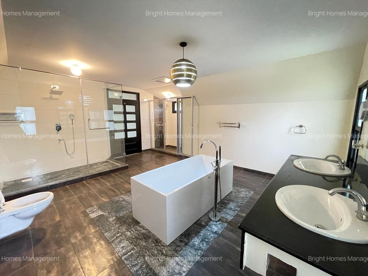 5 Bed Villa with En Suite in Karen - 18