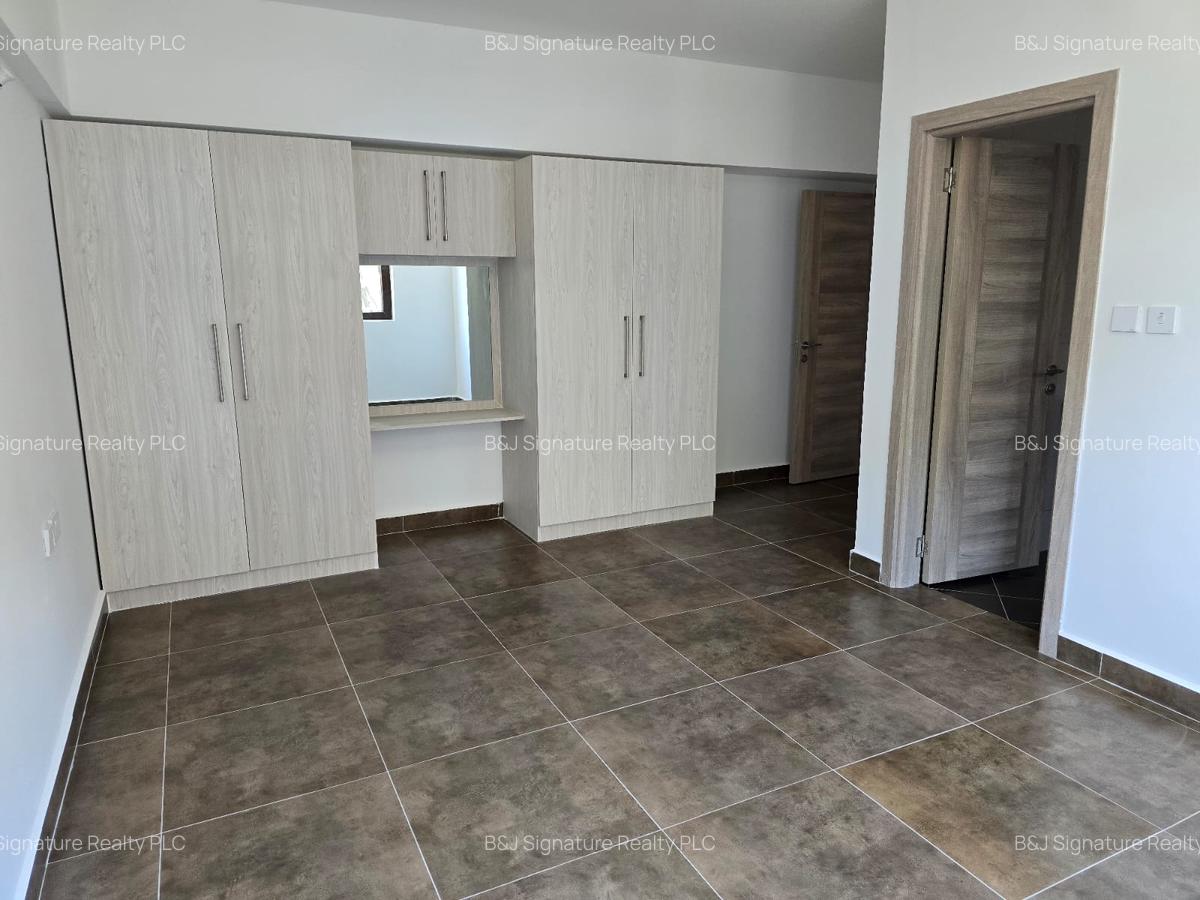 3 Bed Apartment with En Suite in Westlands Area - 11