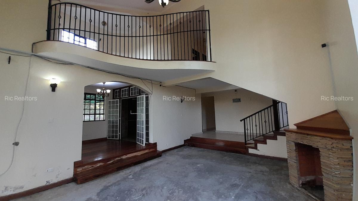 4 Bed Townhouse with En Suite at Karen - 9