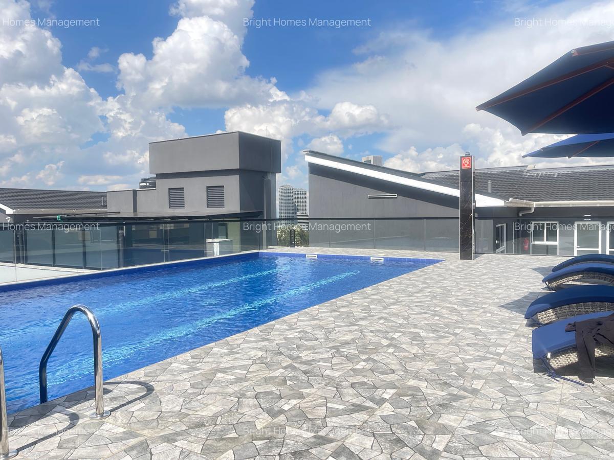 3 Bed Apartment with En Suite in Riverside - 1