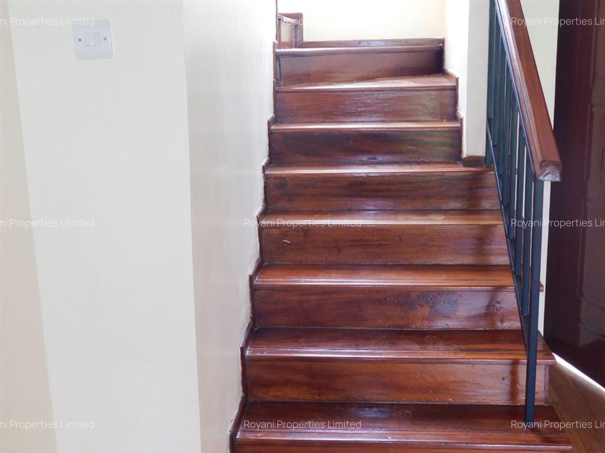 3 Bed House with En Suite at Fourways Junction Estate - 6