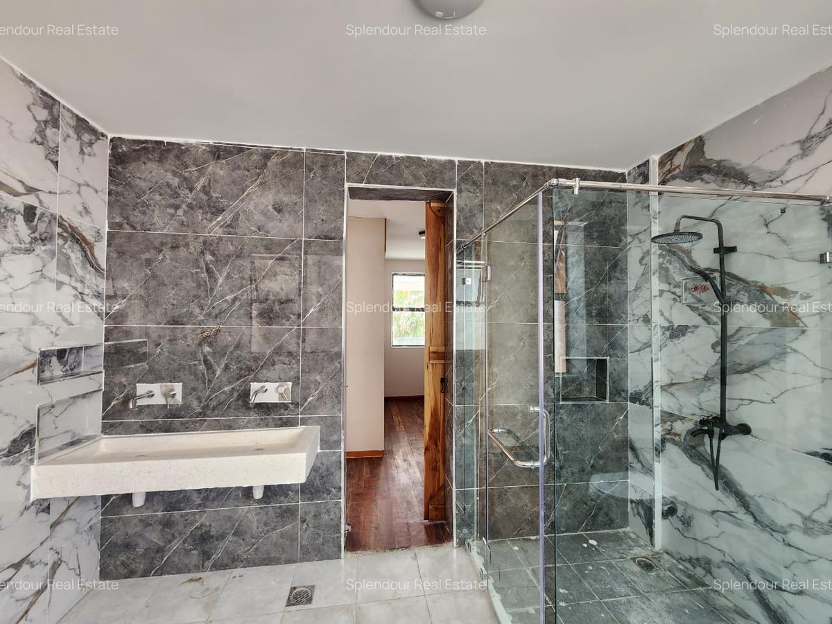 5 Bed Apartment with En Suite at Oloitoktok Road - 6