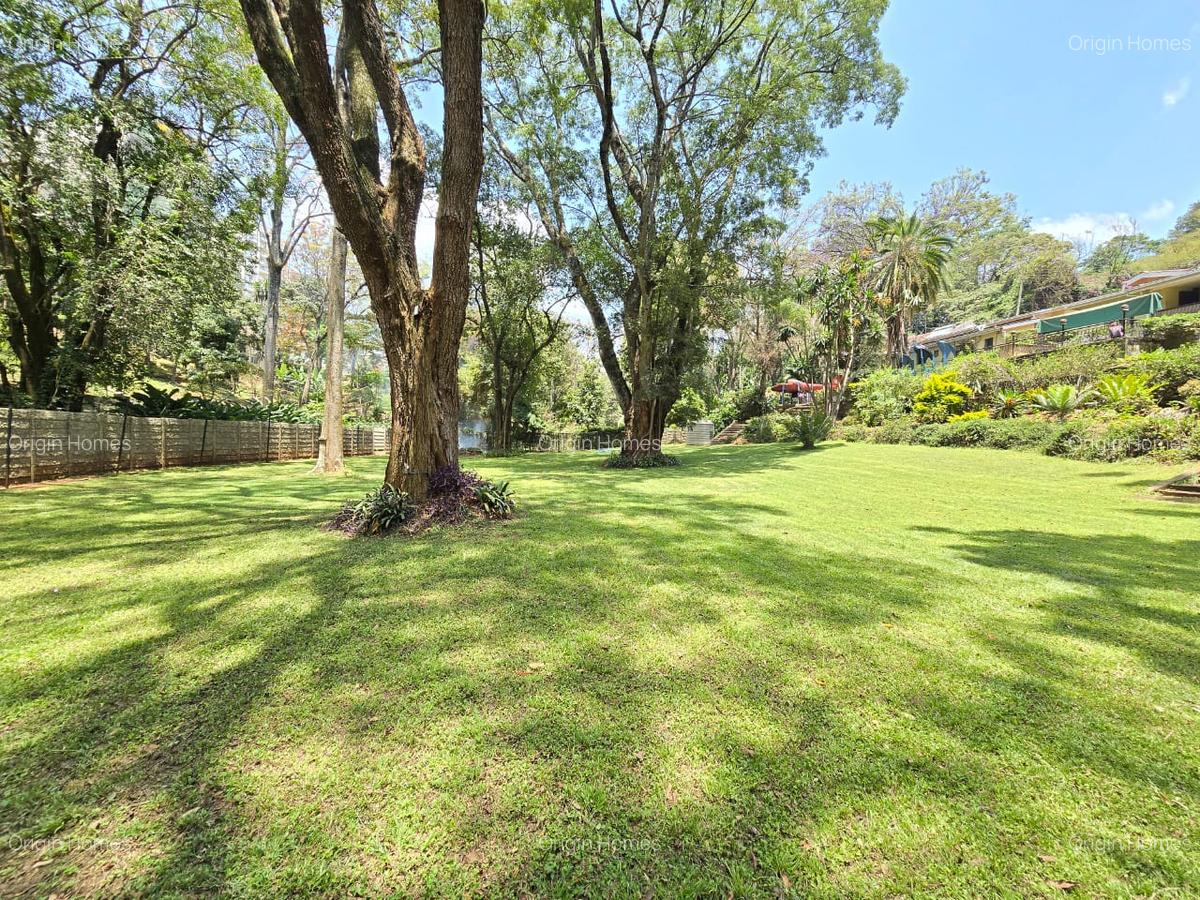 4 Bed House with En Suite in Muthaiga - 12