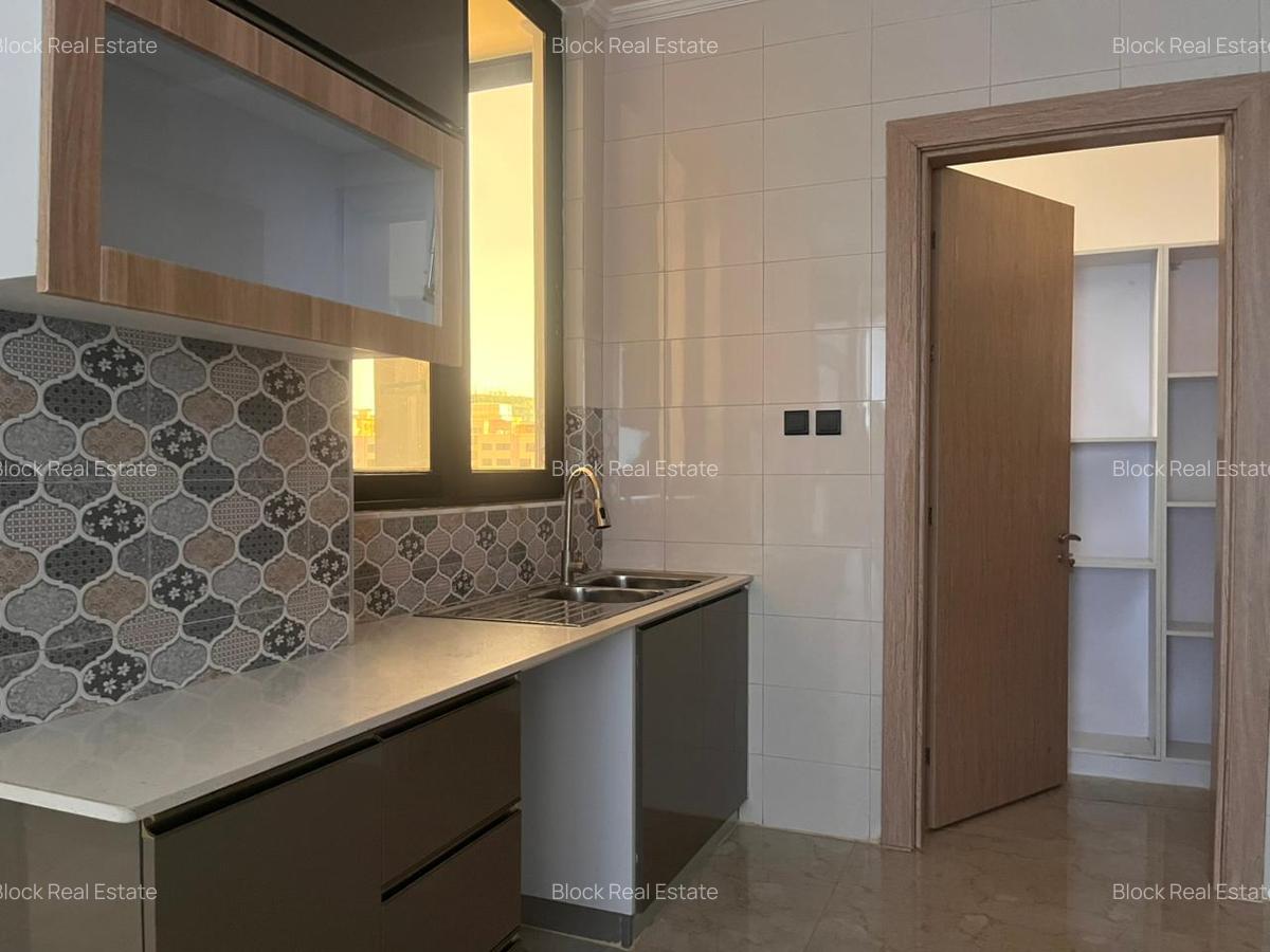 4 Bed Apartment with En Suite in Spring Valley - 5