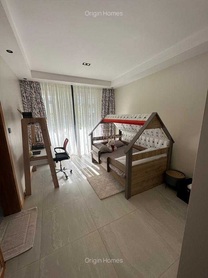 Furnished 3 Bed Apartment with En Suite at Peponi Road - 11